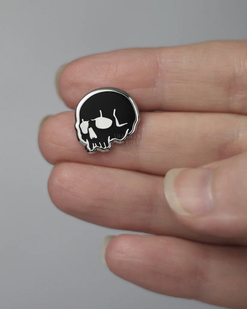 Tiny Black Skull Enamel